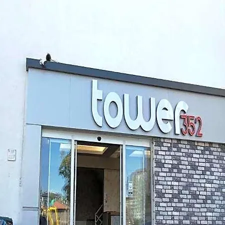 Отель Tower352 5*
